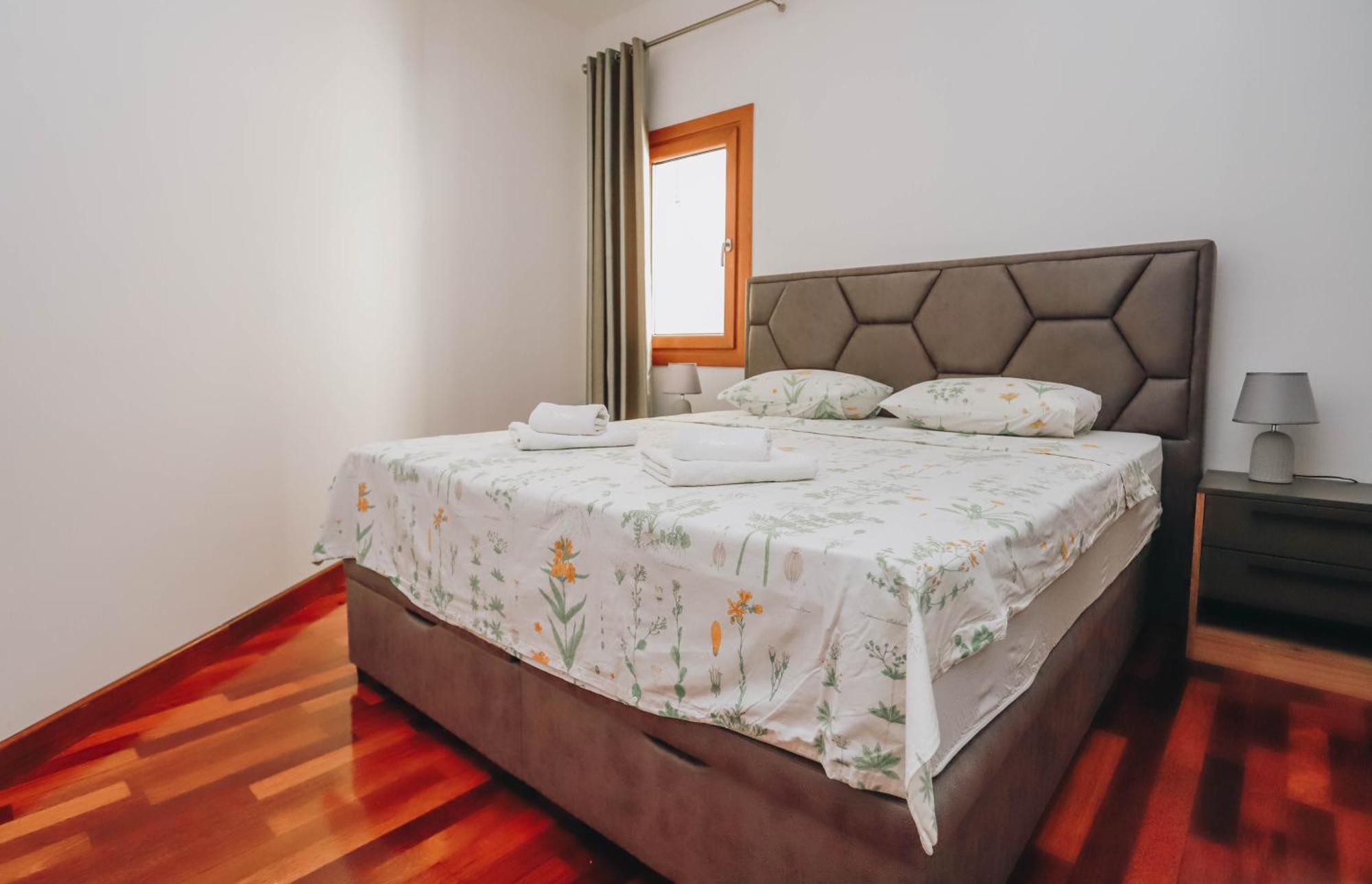 Apartment Near Ponta Nova Of Rafailovici Bečići Zewnętrze zdjęcie
